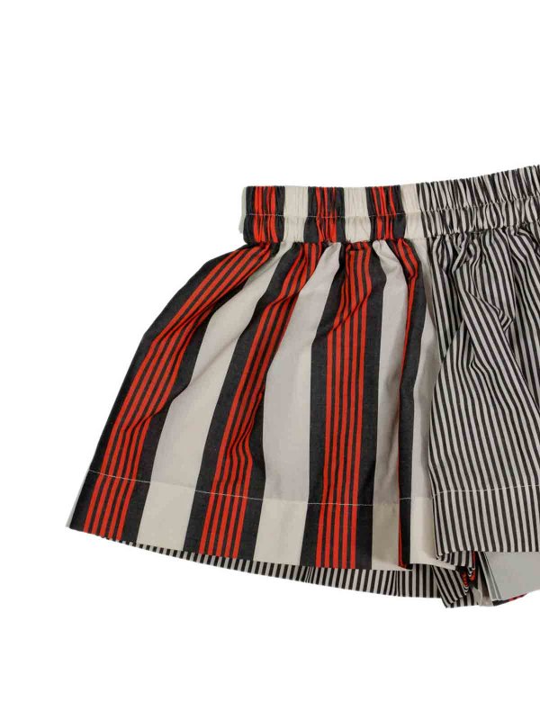 BURBERRY: Shorts online - Short - Rouge