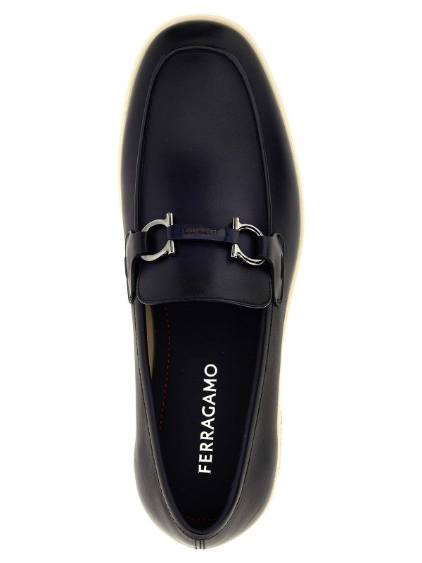 ローファー - 黒 shop online: FERRAGAMO
