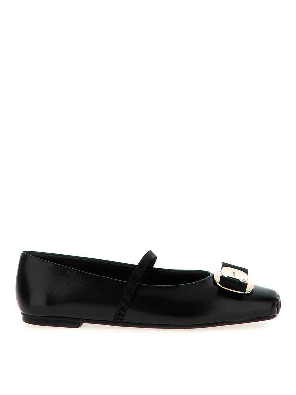 Ferragamo ブラック バレエフラットシューズ24cm - メルカリ