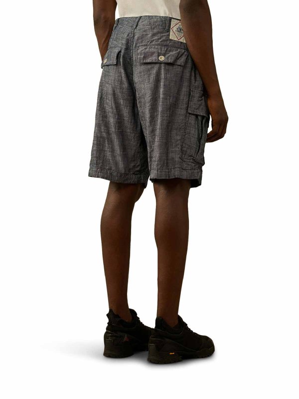 ショートパンツ - ライトブルー shop online: C.P. COMPANY