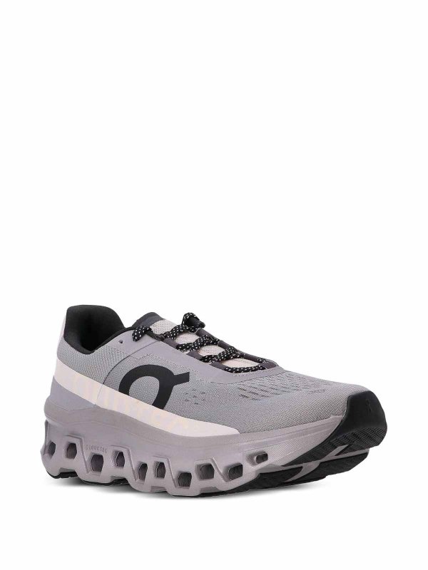 スニーカー - 銀 shop online: ON RUNNING