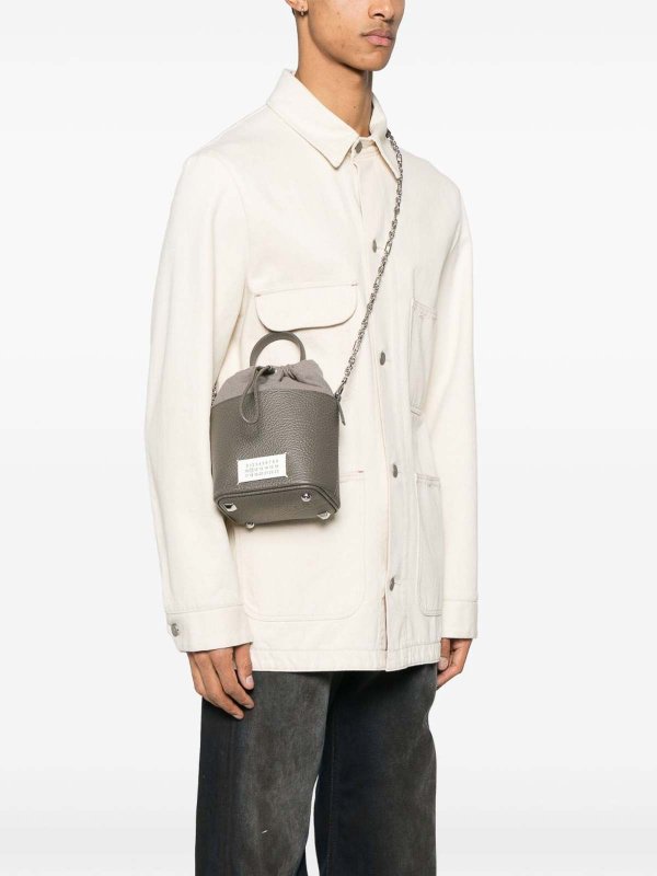 バケットバッグ - 黒 shop online: Maison Margiela