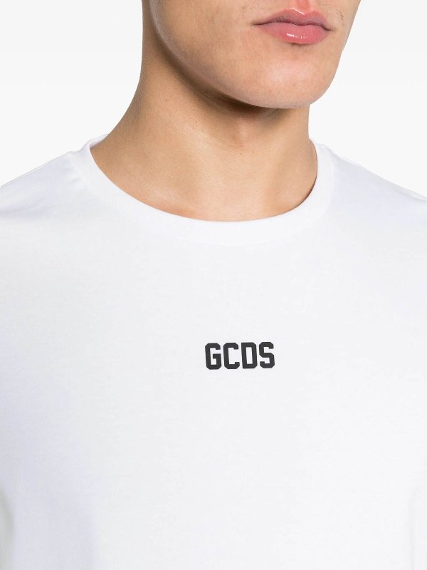 T-shirt shop online: GCDS