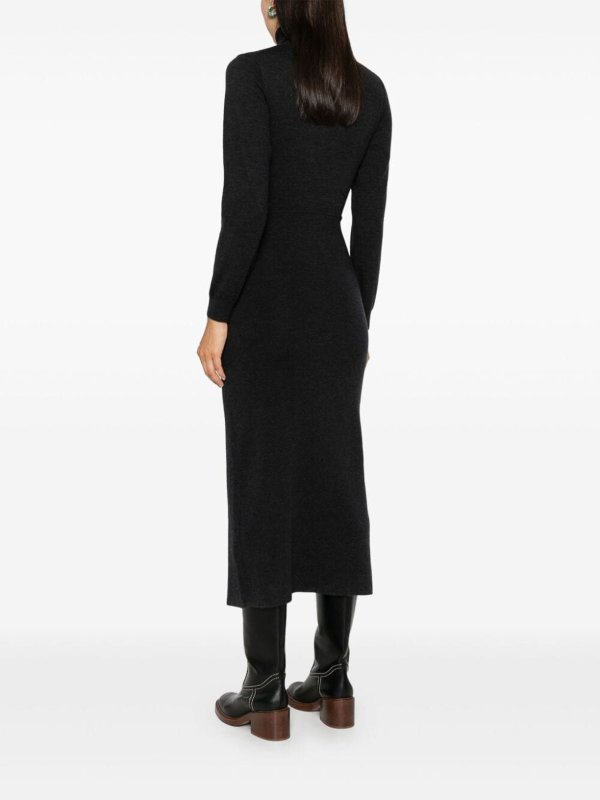 Suit shop online: P.A.R.O.S.H.