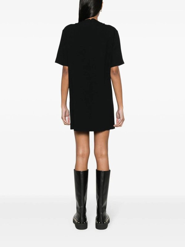 Suit shop online: MOSCHINO