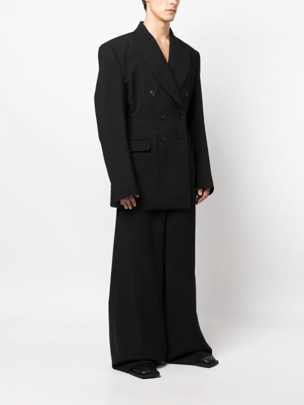 The Best Shops VETEMENTS: カジュアルジャケット - カジュアルジャケット - 黒