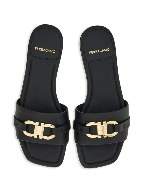 Salvatore Ferragamo サンダル - 黒 - ブラック | 01G997NERO