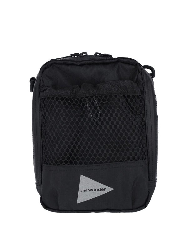 AND WANDER: Clutches - Clutch - Schwarz