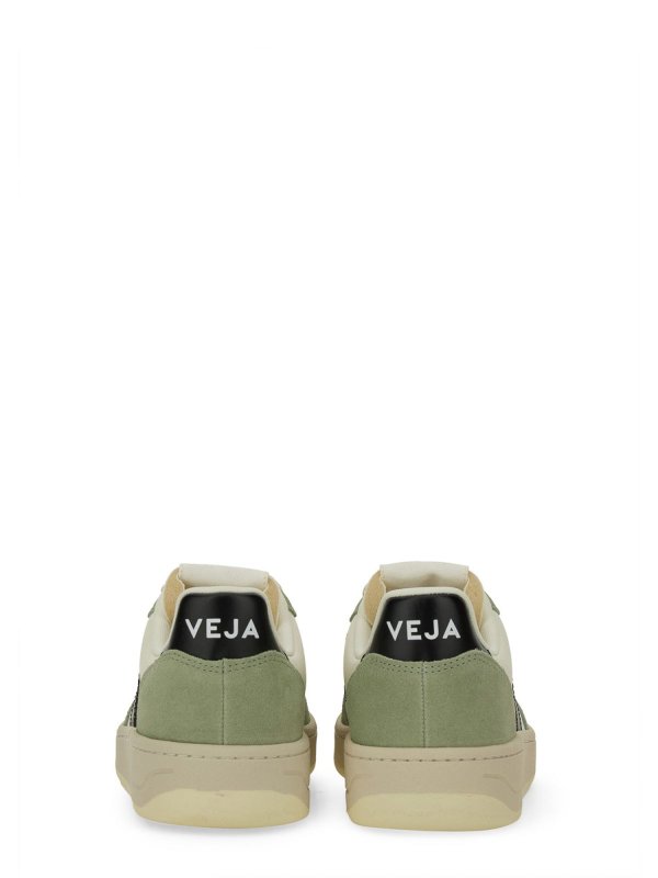 Sneaker V-10 shop online: VEJA