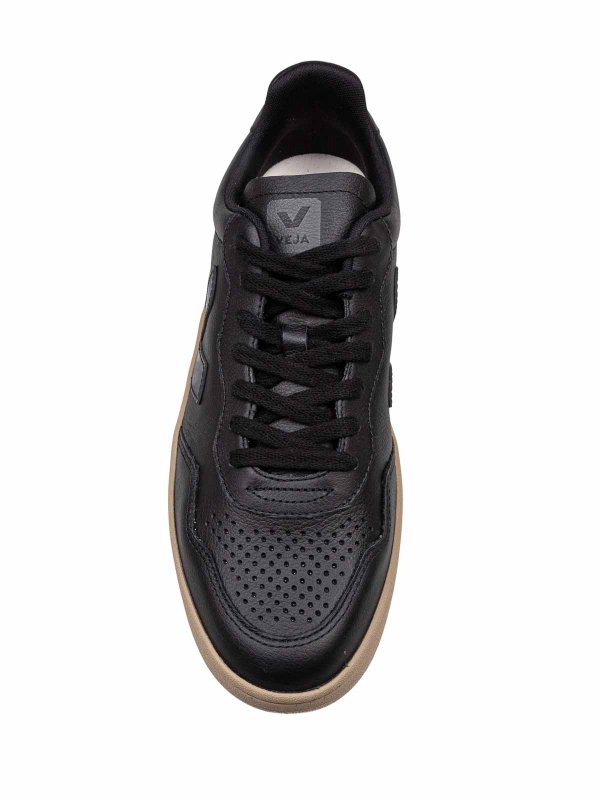 VEJA: trainers online - V-90 sneakers in black leather