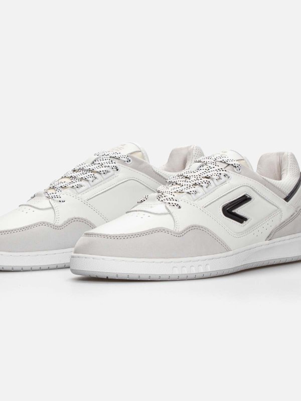 THE ACE HUB: sneakers online - Sneakers