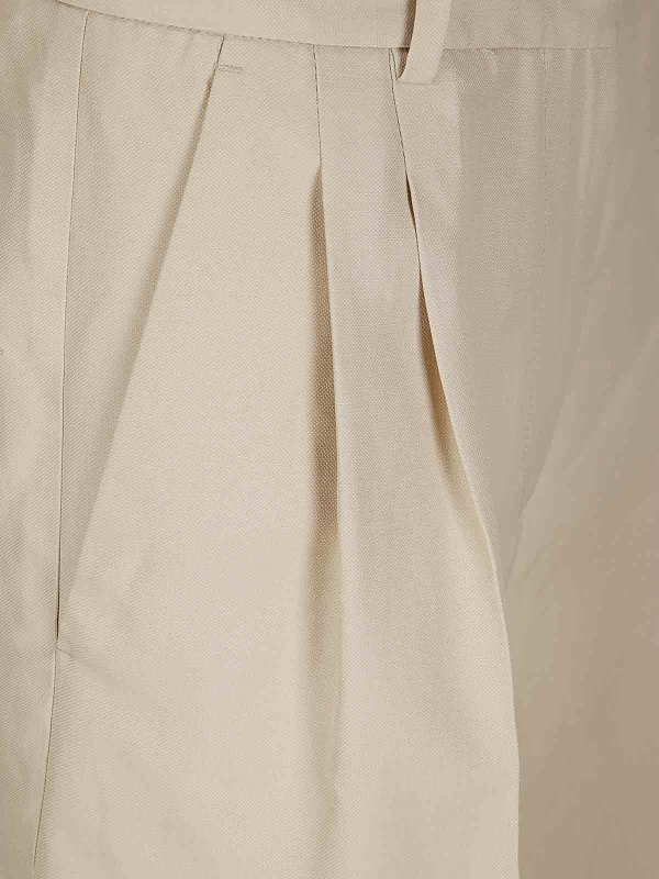 The Best Shops ALBERTO BIANI: トラウザーショーツ - ショートパンツ - ベージュ