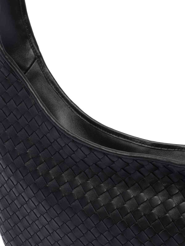 ショルダーバッグ - 黒 shop online: BOTTEGA VENETA