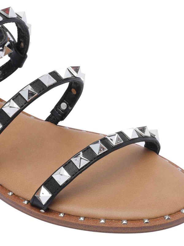 Travel Sandals shop online: Steve Madden
