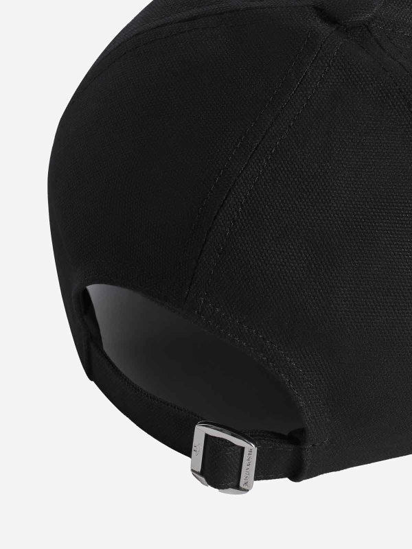 Chapeau - Noir Replica 
online: MAISON KITSUNÉ