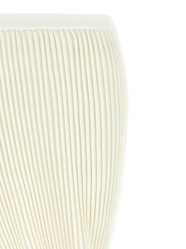 The Best Shops PLEATS PLEASE ISSEY MIYAKE: ニーレングススカート＆ミディ丈 - 膝丈/ミディスカート - 白