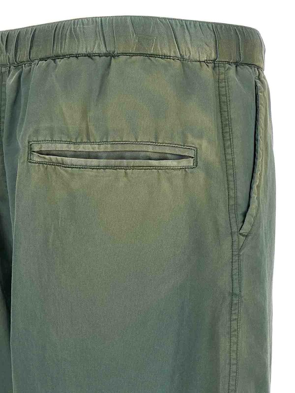 ショートパンツ - 緑 shop online: MAISON MIHARA YASUHIRO