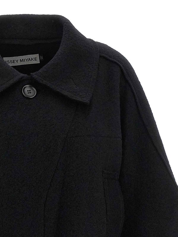 The Best Shops PLEATS PLEASE ISSEY MIYAKE: Kurze Mäntel - Kurzer Mantel - Schwarz