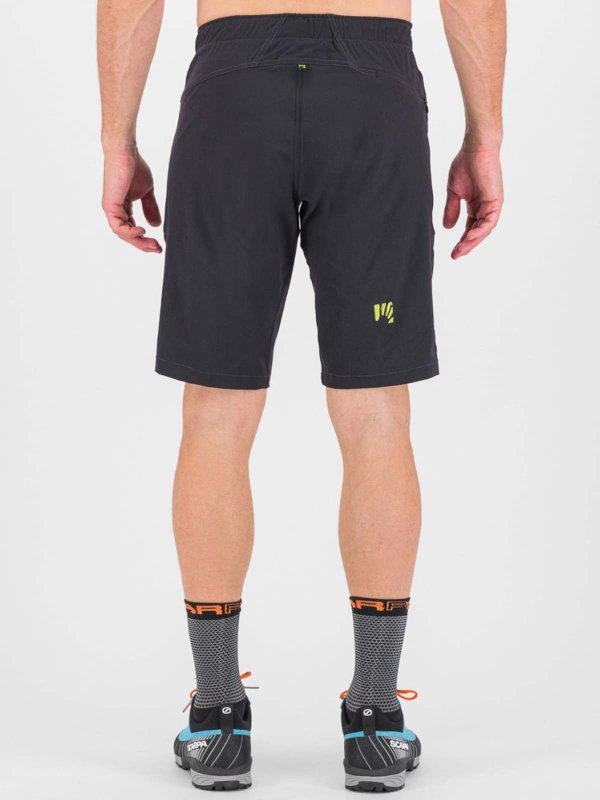 The Best Shops KARPOS: Shorts - Shorts - Negro