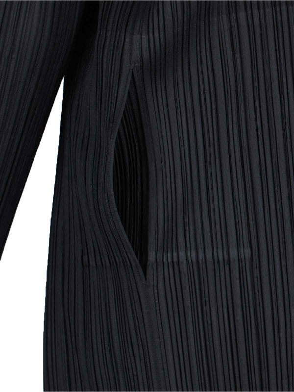 The Best Shops PLEATS PLEASE ISSEY MIYAKE: ショートコート - ショートコート - 黒