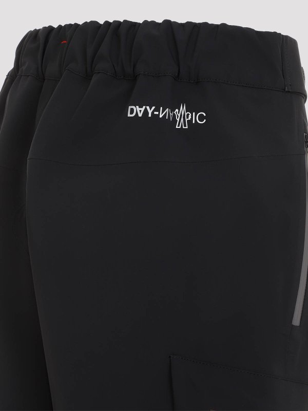 The Best Shops MONCLER: トラウザーショーツ - ショートパンツ - 黒