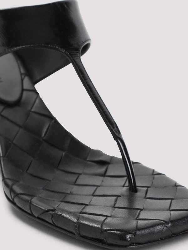 サンダル - 黒 shop online: BOTTEGA VENETA