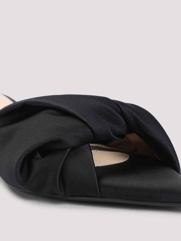 Sandals shop online: CARVEN