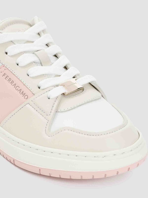 スニーカー - 白 shop online: FERRAGAMO