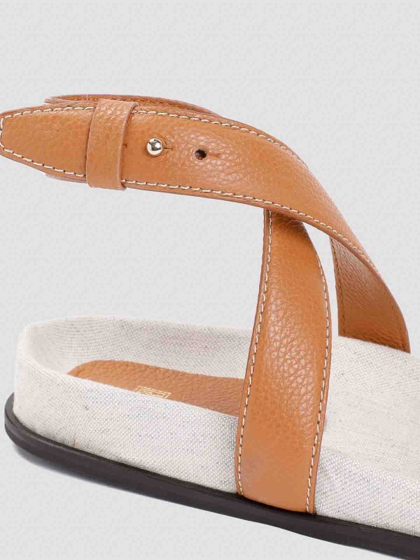 サンダル - ベージュ shop online: TOTEME
