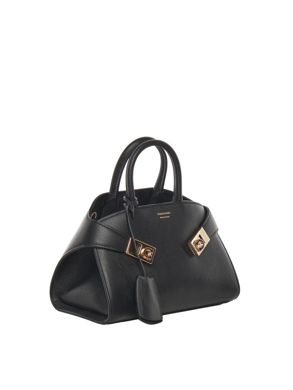 FERRAGAMO: クロスボディバッグ online - クロスボディバッグ - 黒