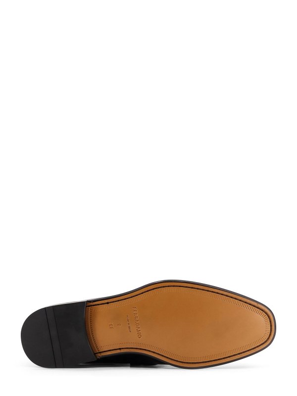 Mocasines - Negro shop online: FERRAGAMO