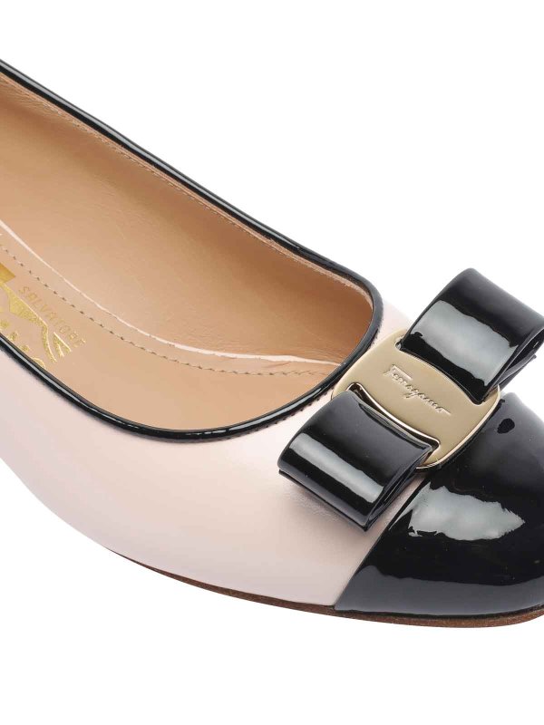 Pumps - Nude shop online: FERRAGAMO