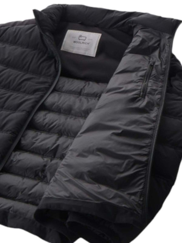 The Best Shops WOOLRICH: Kurze Daunenjacken - Daunenjacke - Schwarz