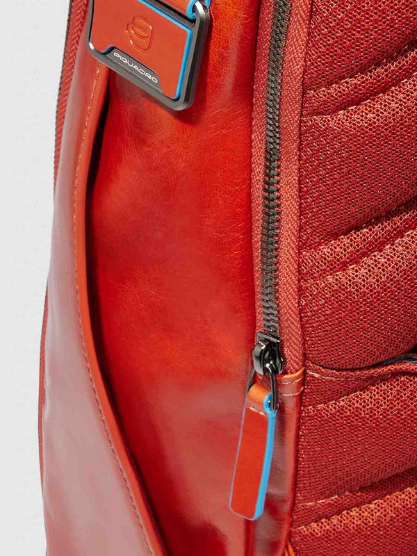 The Best Shops PIQUADRO: Mochila - Marrón