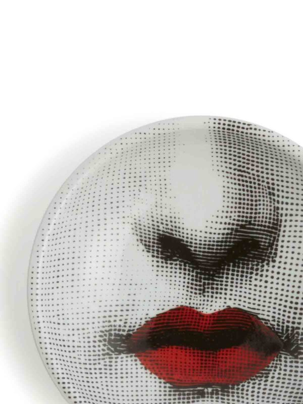 FORNASETTI: homeware online - Round Ashtray theme and variations N397
