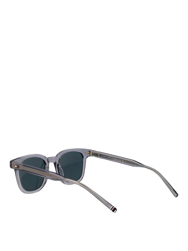 Lunettes De Soleil - Gris Replica 
online: TOMMY HILFIGER