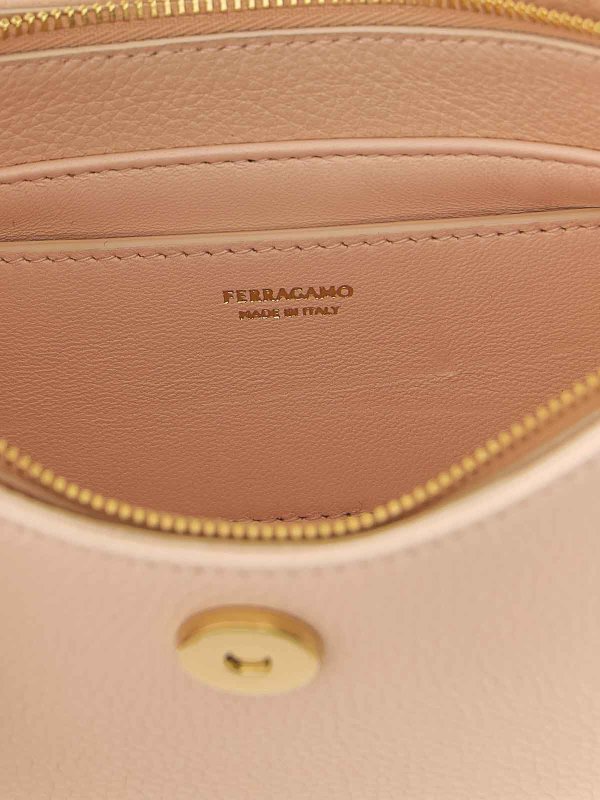 Schultertasche - Nude shop online: FERRAGAMO