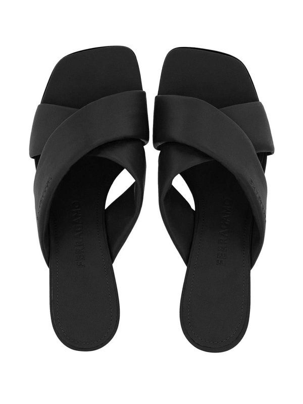 The Best Shops FERRAGAMO: Sandalen - Sandalen - Schwarz