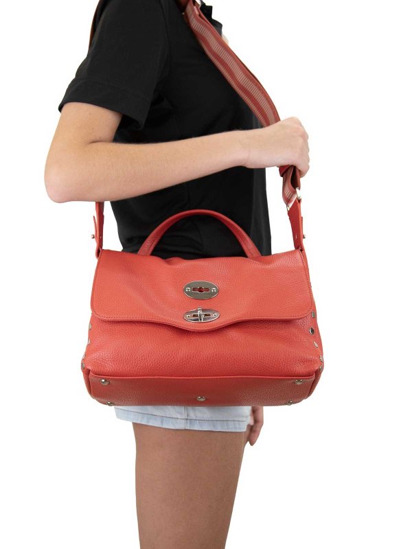 クロスボディバッグ - 赤 shop online: ZANELLATO