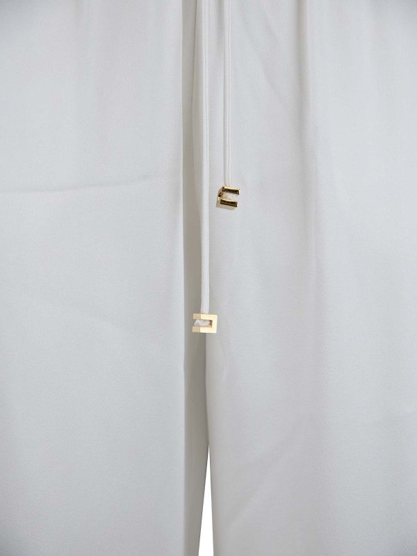 The Best Shops ELISABETTA FRANCHI: カジュアルトラウザー - カジュアルパンツ - クリーム