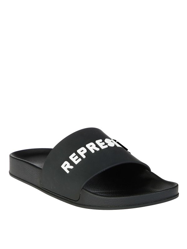 REPRESENT: ciabattine mare online - Slide della piscina