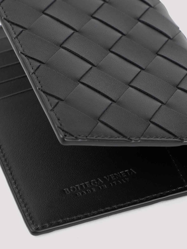 Wet Passport Case shop online: BOTTEGA VENETA