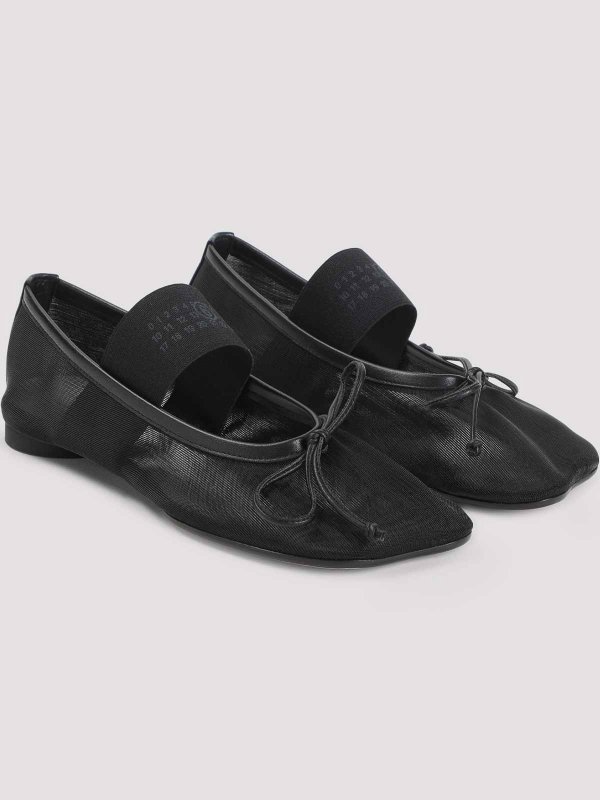 The Best Shops MM6 MAISON MARGIELA: Chaussures classiques - Chaussures - Noir