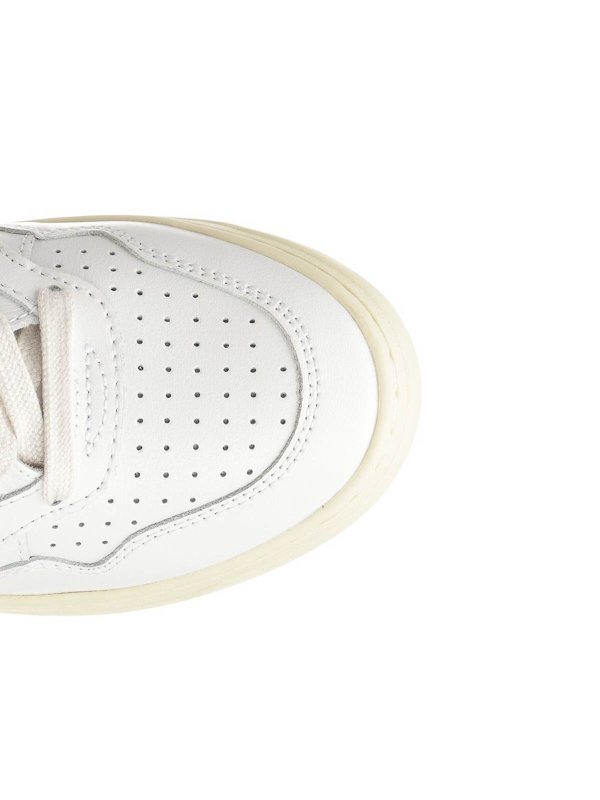 Sneaker shop online: AUTRY