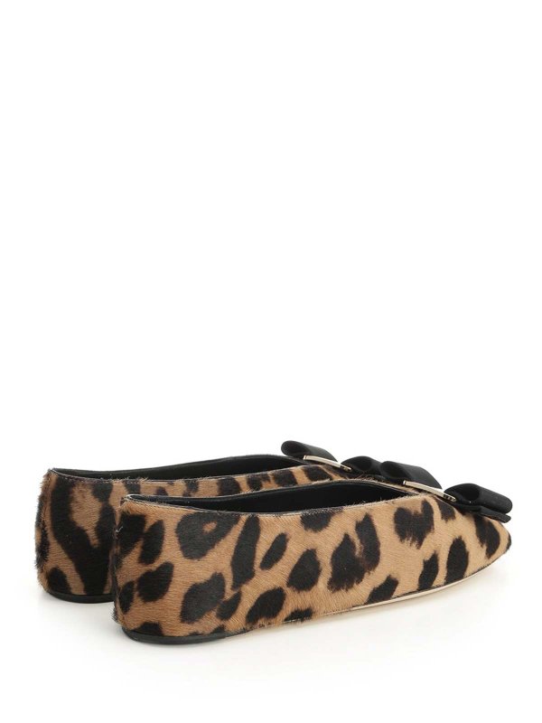 The Best Shops FERRAGAMO: フラットシューズ - フラットシューズ - アニマル柄