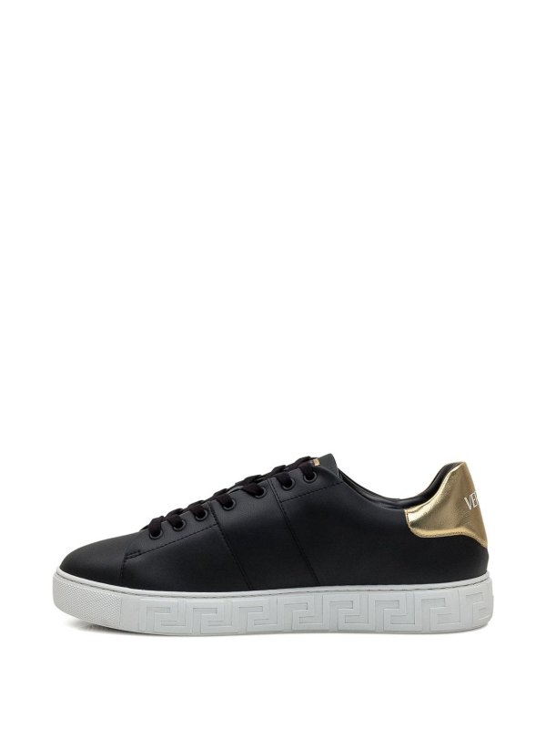 VERSACE: Chaussures de sport online - Baskets - Noir