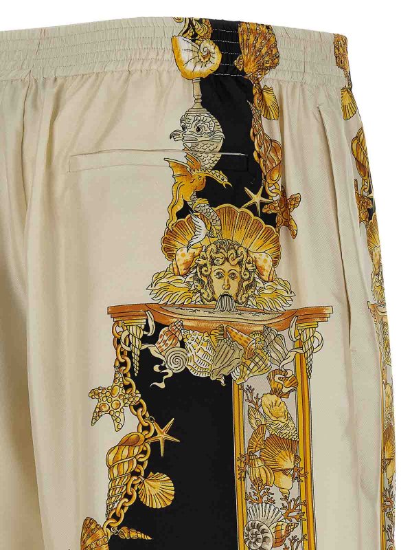 ショートパンツ - マルチカラー shop online: VERSACE