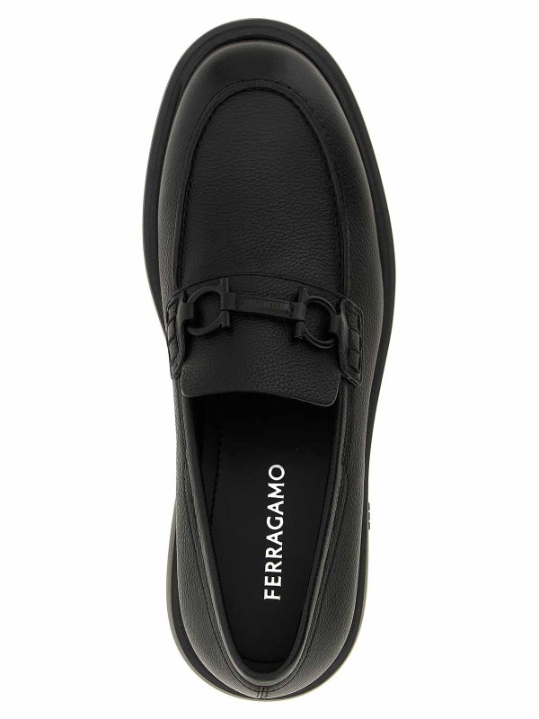 ローファー - 黒 shop online: FERRAGAMO