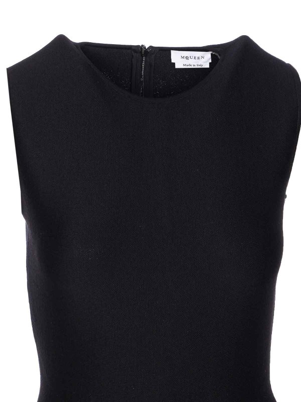 Dress shop online: ALEXANDER MCQUEEN