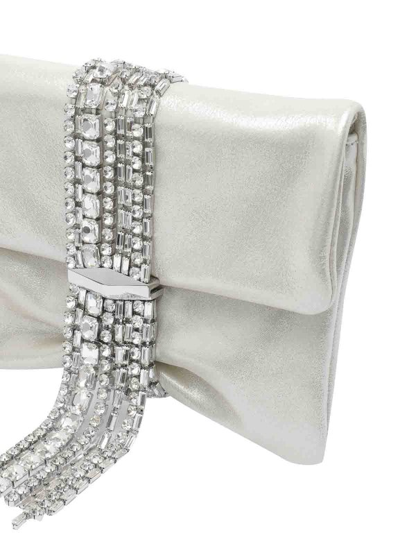 クラッチバッグ - 銀 shop online: JIMMY CHOO